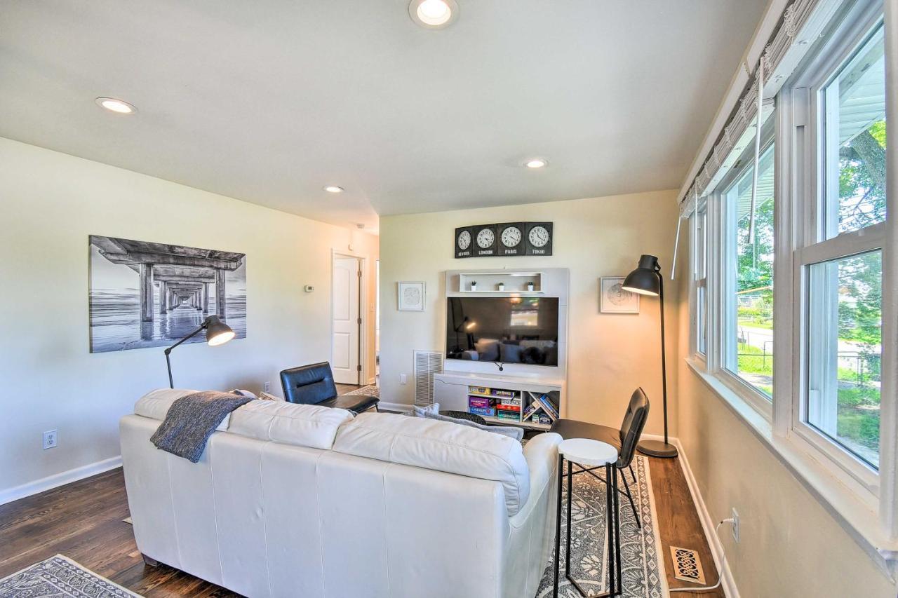 Charming Hampton Home With Yard 2 Mi To Beach! エクステリア 写真