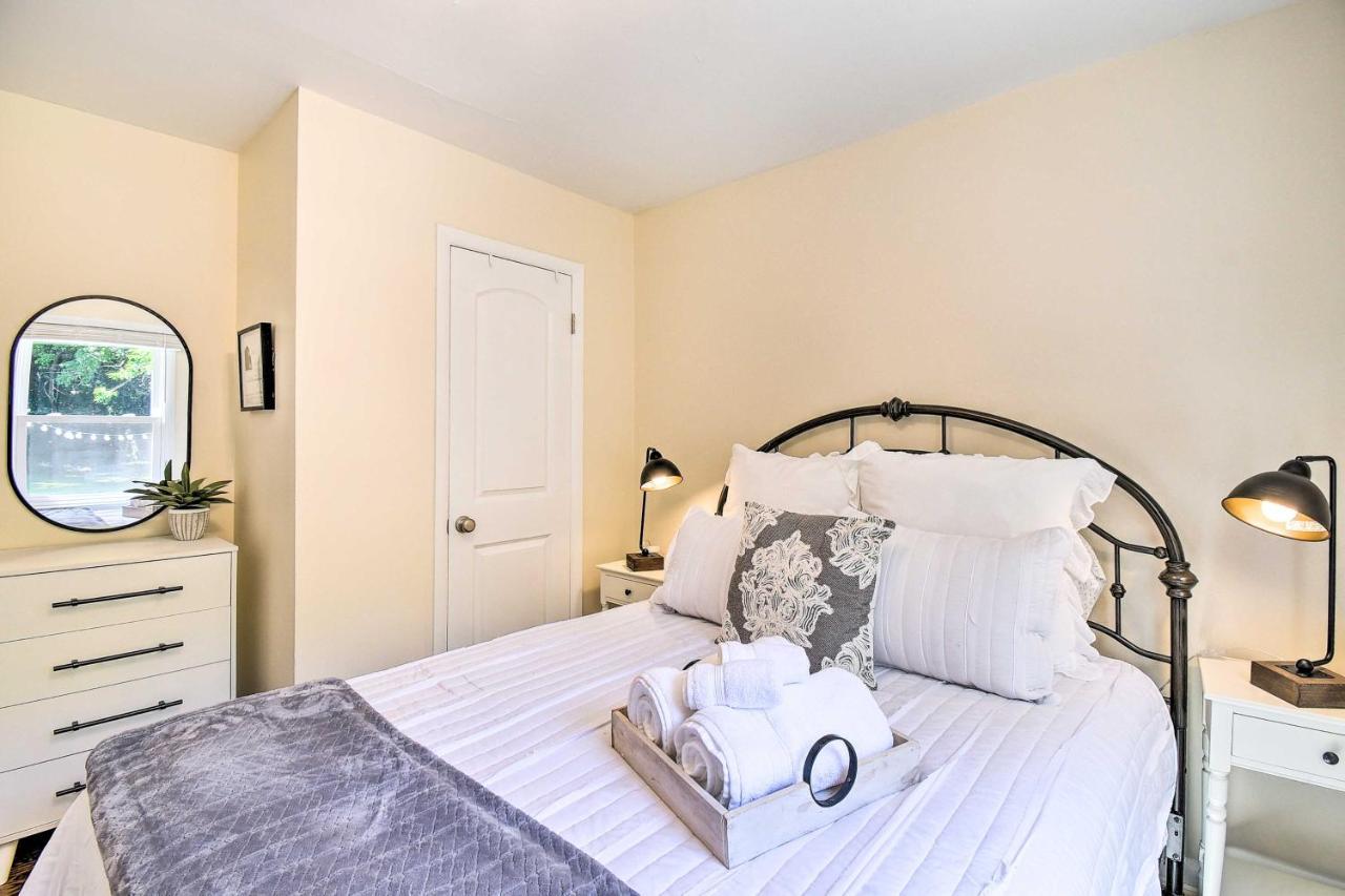 Charming Hampton Home With Yard 2 Mi To Beach! エクステリア 写真