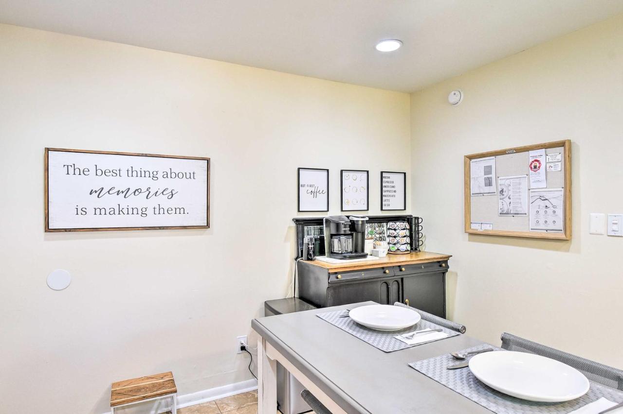 Charming Hampton Home With Yard 2 Mi To Beach! エクステリア 写真